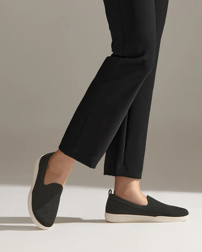 ABEO Footwear Encore Knit Slip On Black Women Sneakers ABEO Footwear Encore Knit Slip On Black Women Sneakers