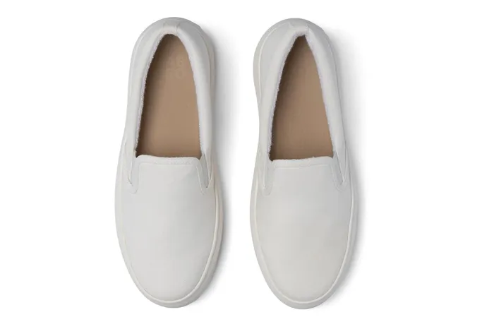 ABEO Footwear Jumpstreet Slip On White Canvas Women Sneakers ABEO Footwear Jumpstreet Slip On White Canvas Women Sneakers
