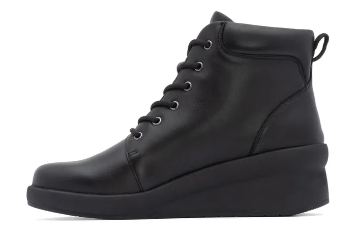 ABEO Footwear Passage Lace Up Black Women Boots ABEO Footwear Passage Lace Up Black Women Boots