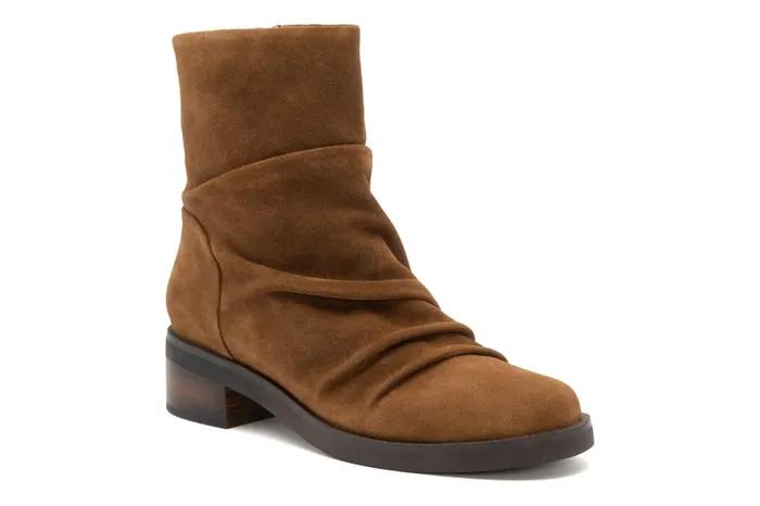 ABEO Footwear Traverse Scrunch Light Tan Women Boots