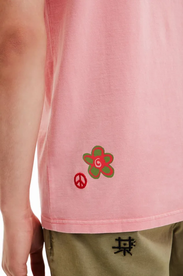 Desigual Peace Shortsleeve Tshirt Mens Tshirt and Polos