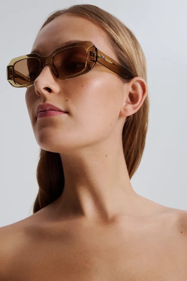 Eyewear ST BOLD RECTANGLE SUNGLASSES SAHARA Scanlan Theodore Women