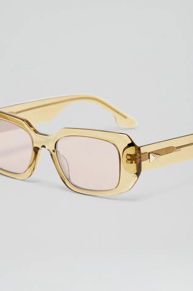 Eyewear ST BOLD RECTANGLE SUNGLASSES SAHARA Scanlan Theodore Women Eyewear ST BOLD RECTANGLE SUNGLASSES SAHARA Scanlan Theodore Women