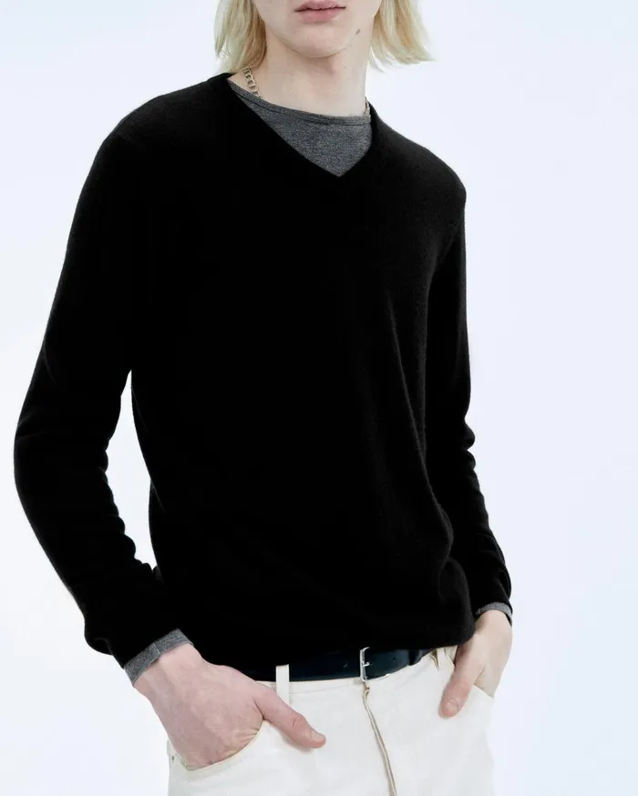 From Future Cashmere Sweaters Men VNeck Sweater Black