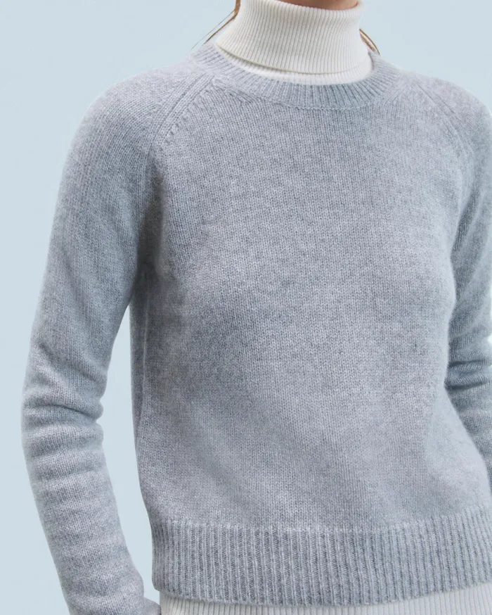 From Future Cashmere Sweaters Women Crewneck Raglan Sweater Dark Heather Gray