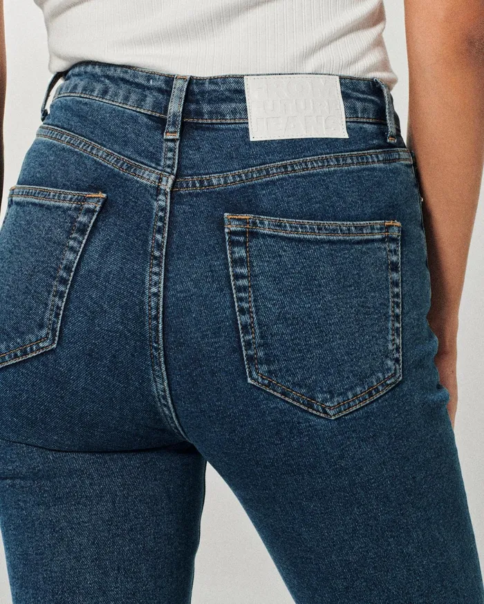 From Future Jeans Women Bootcut Jude Jeans Dark Blue