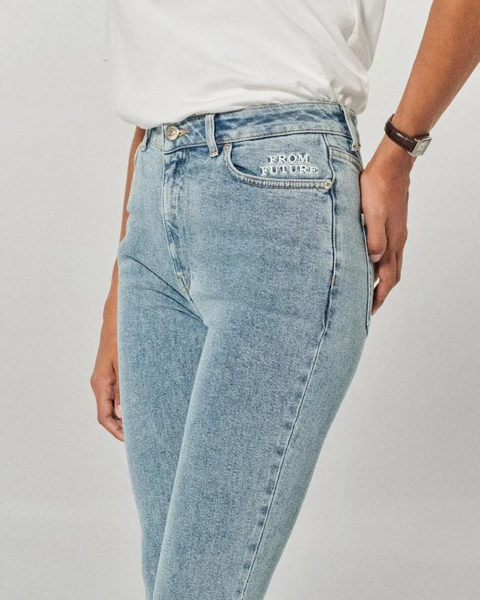 From Future Jeans Women Jude Jeans Bootcut Light Blue