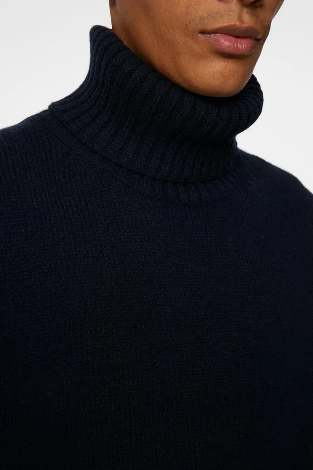 JLindeberg Todd Heavy Knit Turtleneck Men Knitwear