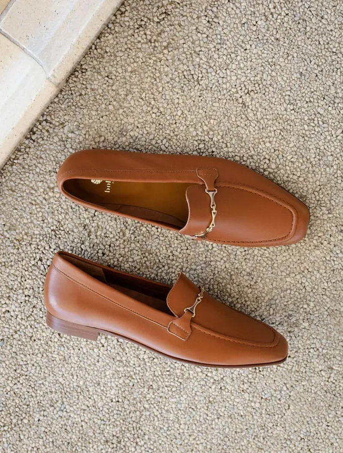 Jeanne Camel Women Bobbies Loafers and Derbies