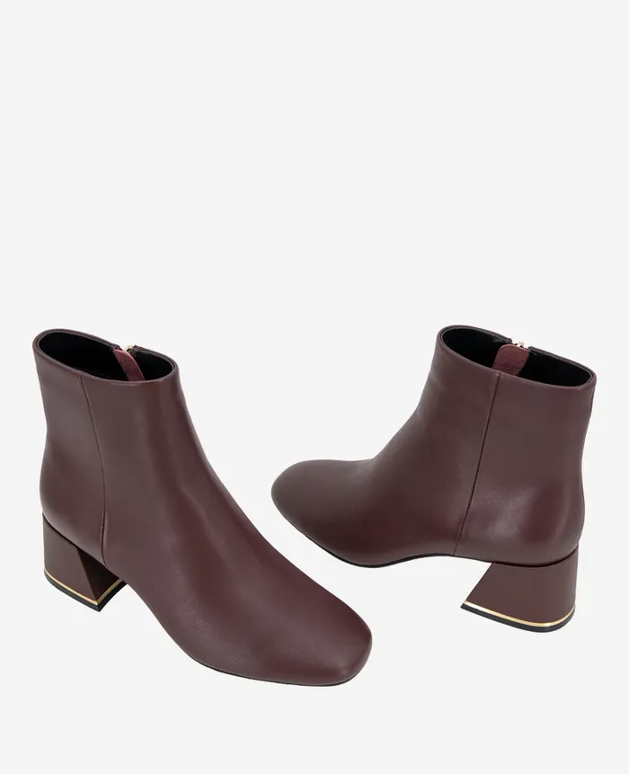 Kenneth Cole Boots and Booties Women Alec Leather Chelsea Bootie Red Kenneth Cole Boots and Booties Women Alec Leather Chelsea Bootie Red