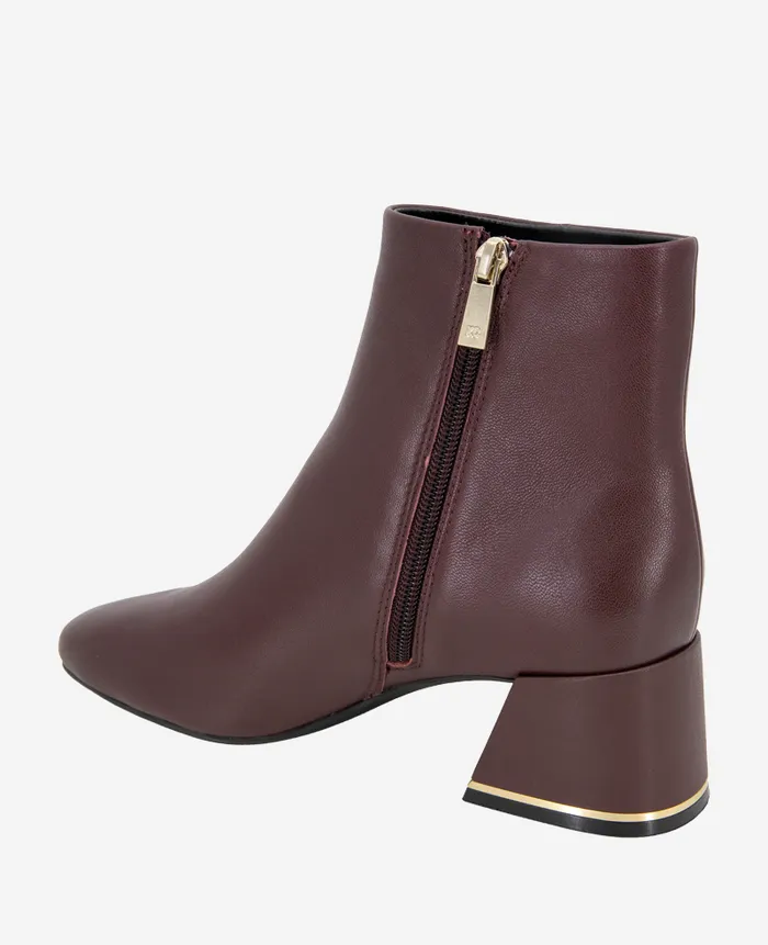 Kenneth Cole Boots and Booties Women Alec Leather Chelsea Bootie Red Kenneth Cole Boots and Booties Women Alec Leather Chelsea Bootie Red