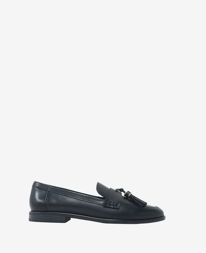 Kenneth Cole Flats and Loafers Women Lyra Leather Loafer Black