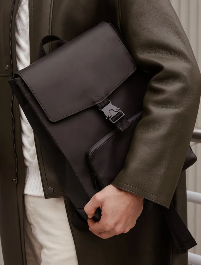 Kotor Coal Men Bobbies Backpacks