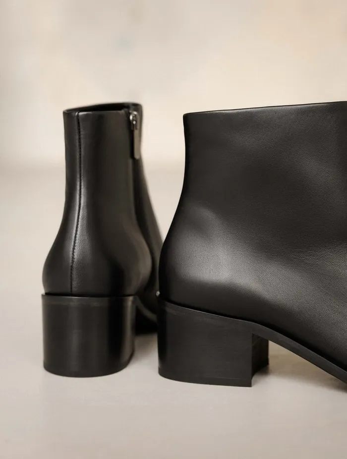 La Passion Black Women Bobbies Ankle Boots La Passion Black Women Bobbies Ankle Boots