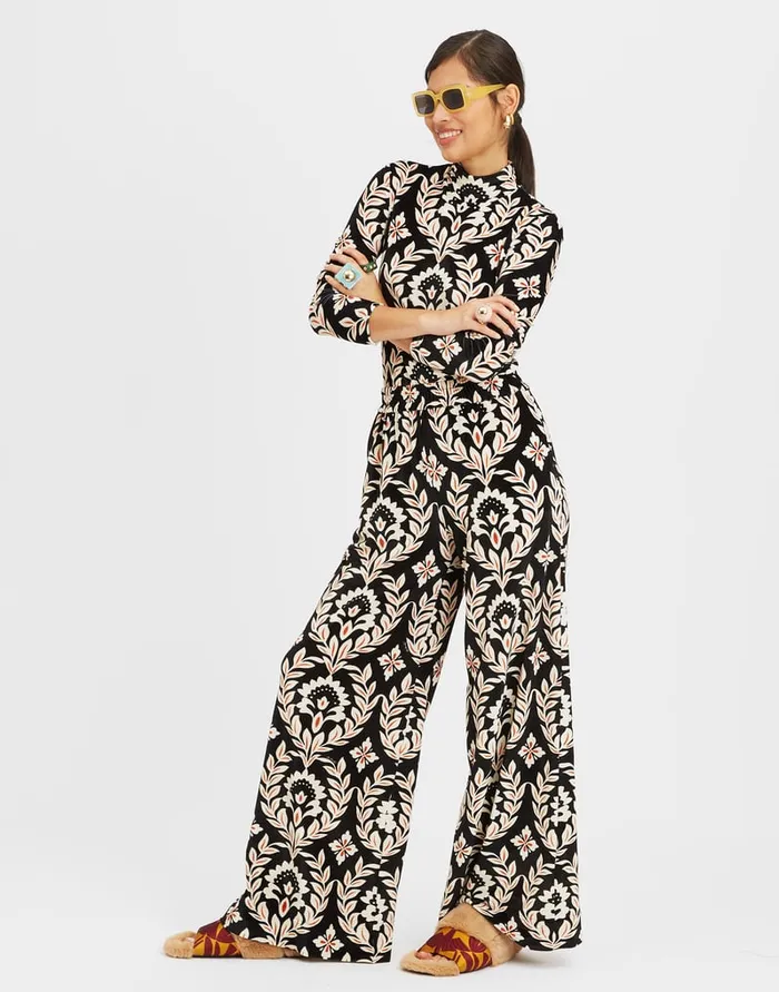 La Doublej Palazzo Pants Ghirlanda Black In Velvet Stretch Women Shorts and Pants