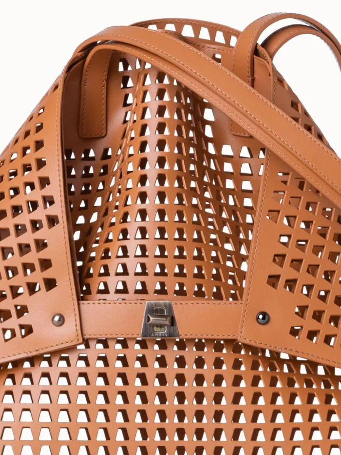 Medium Ai Shoulder Bag In Trapezoid Lasercut Cuoio Women Akris Tote Bags