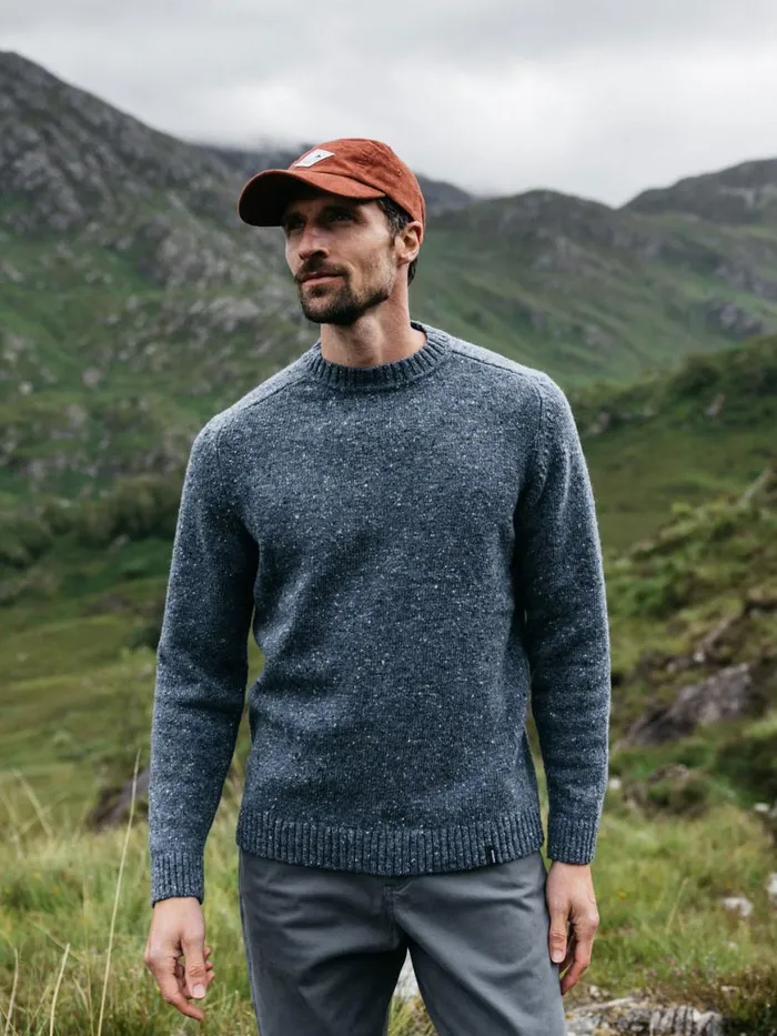 Men Furlong Crew Jumper Indigo Blue Finisterre Knitwear