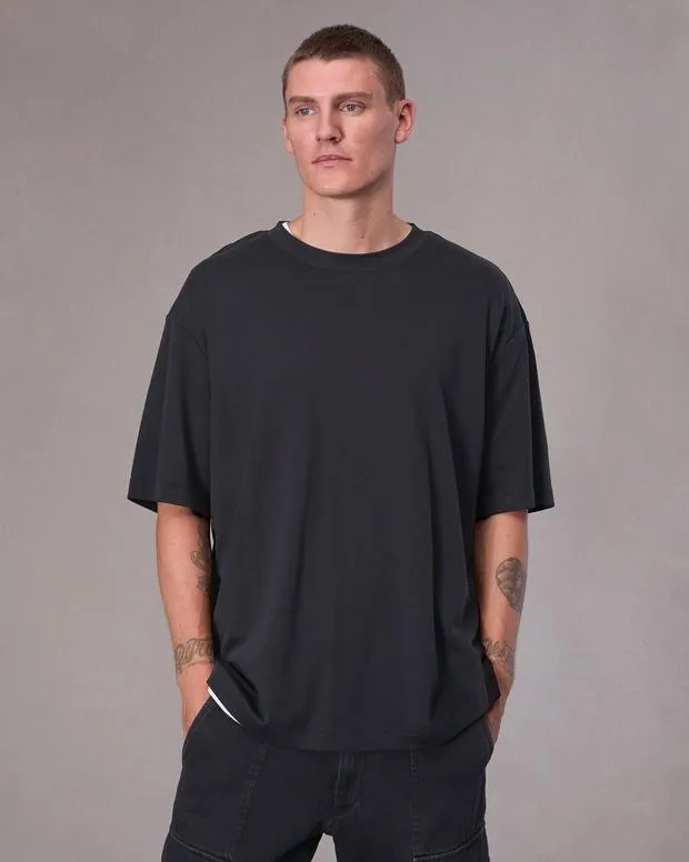 Men TShirts and Henleys Rag and Bone Cliff Jersey Tee Black