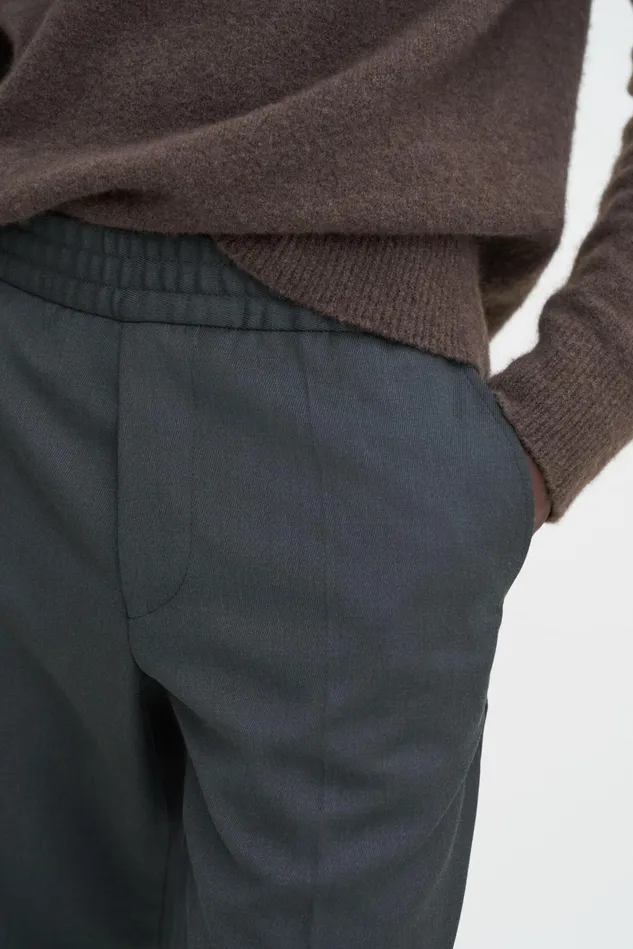 Men Terry Cropped Trousers Green Melange Filippa K Trousers