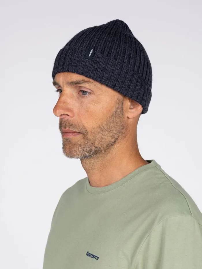 MenWomen Fisherman Beanie Charcoal Finisterre Hats and Beanies
