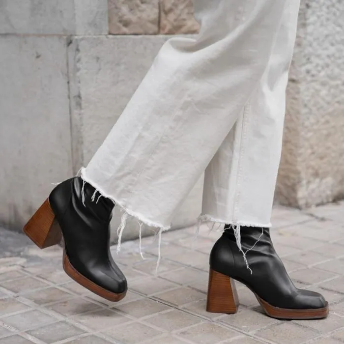 ngel Alarcn Boots Woman MANAGUA 8211 Elastic Socktype Boots With High Geometric Heels