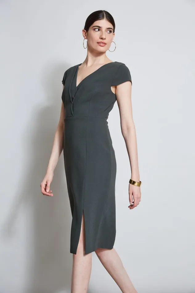 Outlet 8211 Women Dresses and Jumpsuits Elie Tahari VNeck Crepe Dress Camouflage