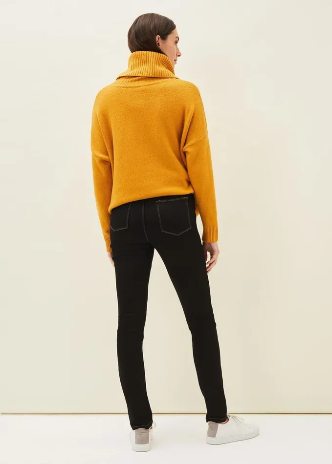 Phase Eight Abigial Sculpting Skinny Short Jean Black Women Trousers