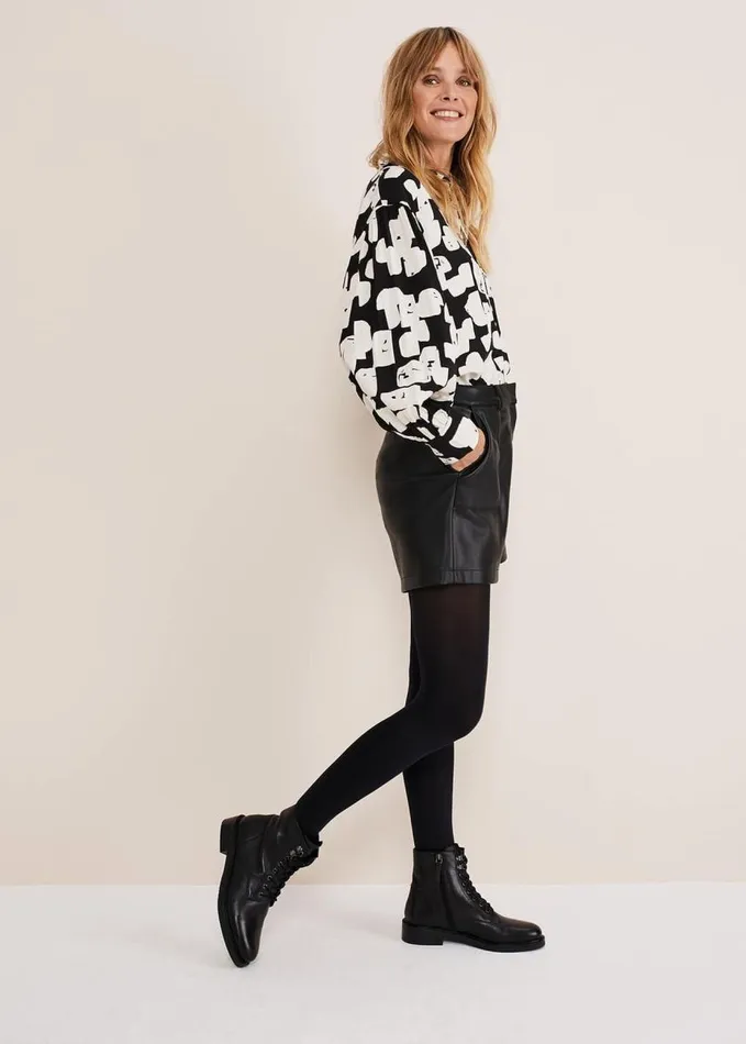 Phase Eight Hadley Pleather Shorts Black Women Trousers