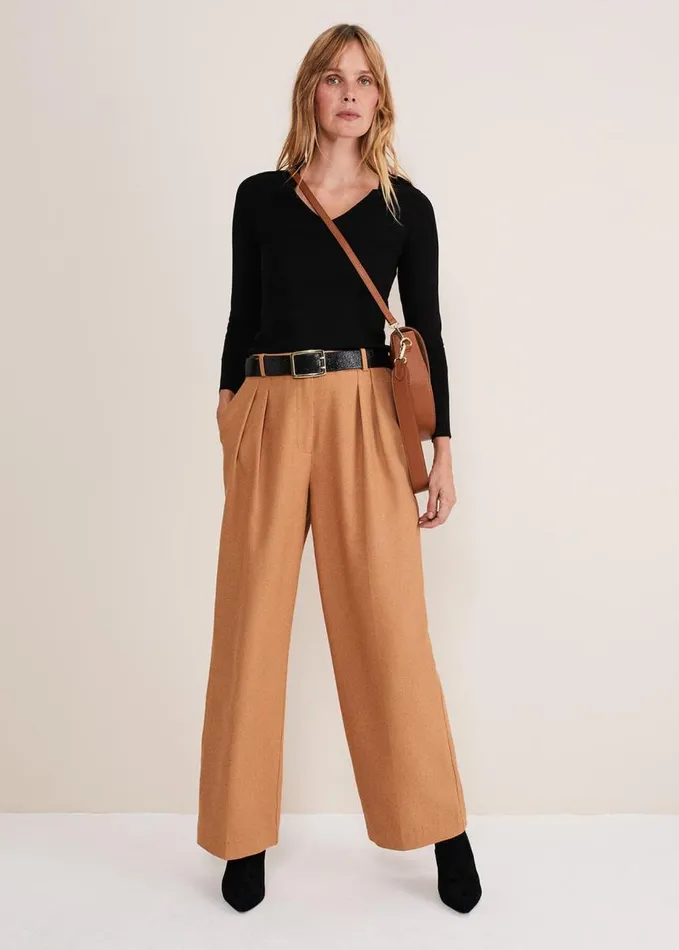 Phase Eight Molla V Neck Knit Black Women Knitwear