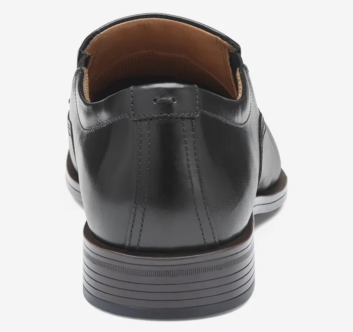 Reeve RunOff Venetian Loafer Black Full Grain SlipOns and Loafers Johnston and Murphy Men