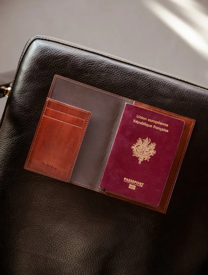 Rio Mahogany Men Bobbies Small Leather Goods