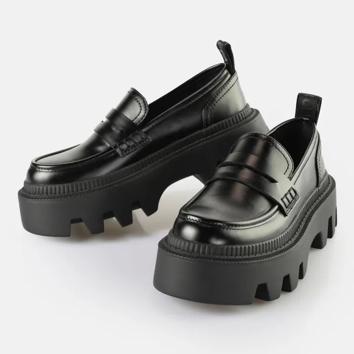 Shop LaceUps and Loafer BUFFALO Flora Loafer BS Black