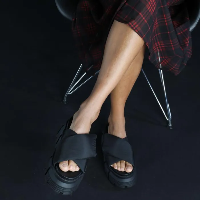 Shop Sandals and Slides BUFFALO Ava Velcross Black