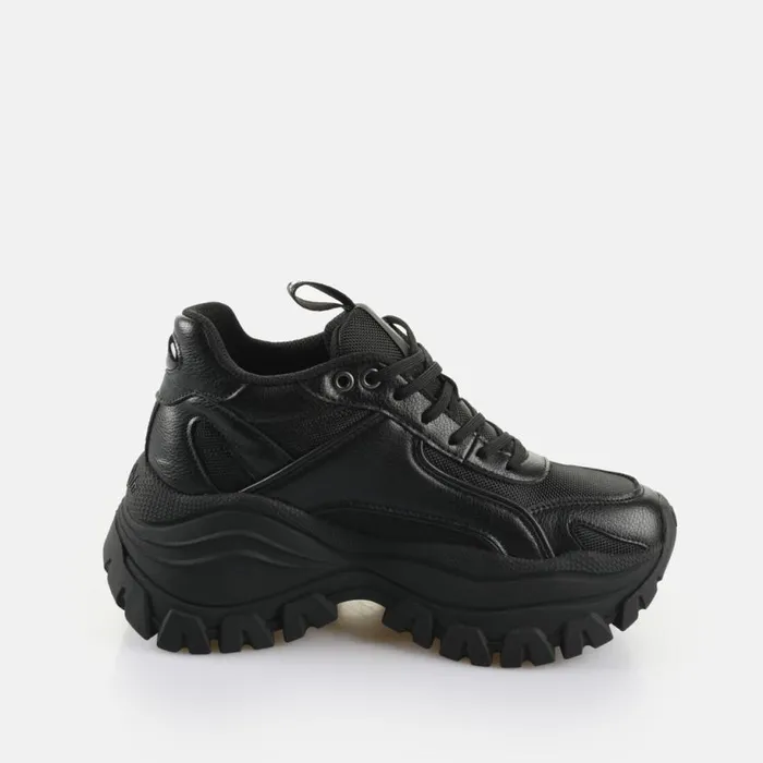 Shop Sneakers BUFFALO Lola Lace Up Lo Hike Black