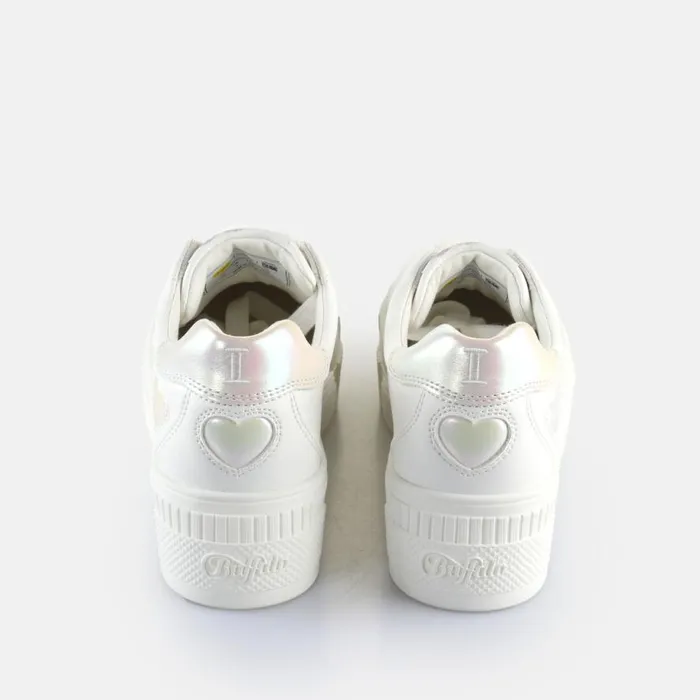 Shop Sneakers BUFFALO Paired Heart Weiwei