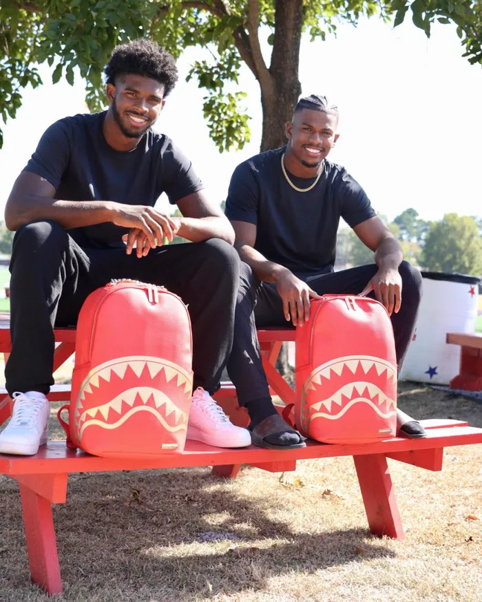 SPRAYGROUND Backpacks KING OF KINGS SHEDEUR and SHILO SANDERS SHARK BACKPACK 8211 Universal