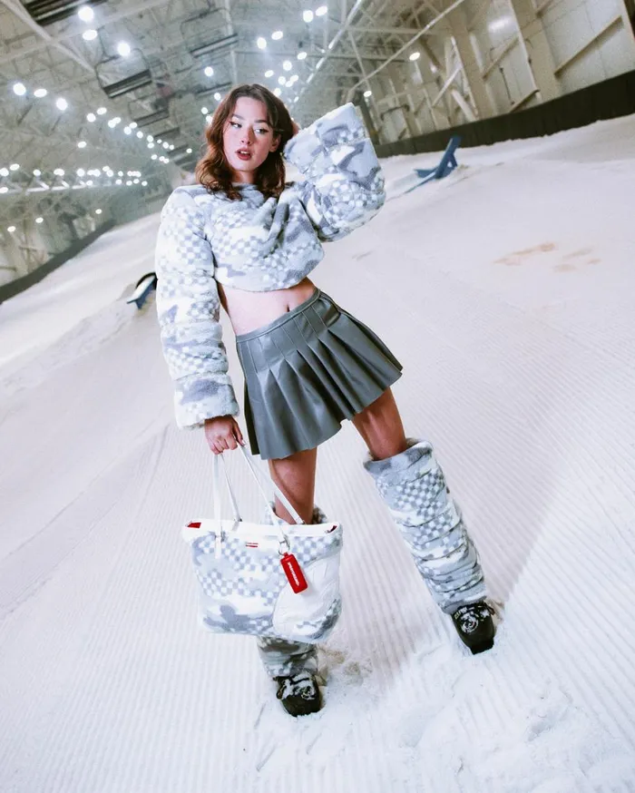 SPRAYGROUND Handbags 3AM PLUSH SWISS ALPS TOTE 8211 Universal SPRAYGROUND Handbags 3AM PLUSH SWISS ALPS TOTE 8211 Universal