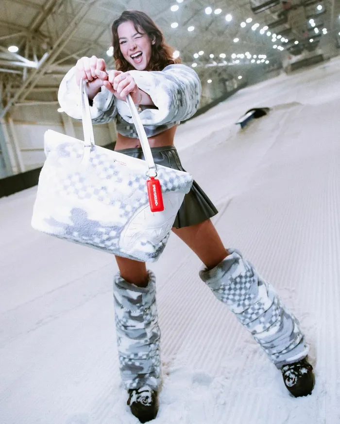 SPRAYGROUND Handbags 3AM PLUSH SWISS ALPS TOTE 8211 Universal SPRAYGROUND Handbags 3AM PLUSH SWISS ALPS TOTE 8211 Universal
