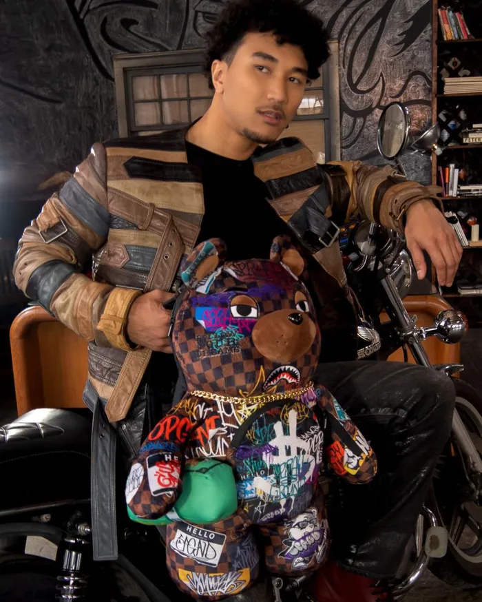 SPRAYGROUND Teddy Bear Backpacks SHARKS IN PARIS THE RIZZ MONEYBEAR TEDDYBEAR BACKPACK 8211 Universal SPRAYGROUND Teddy Bear Backpacks SHARKS IN PARIS THE RIZZ MONEYBEAR TEDDYBEAR BACKPACK 8211 Universal