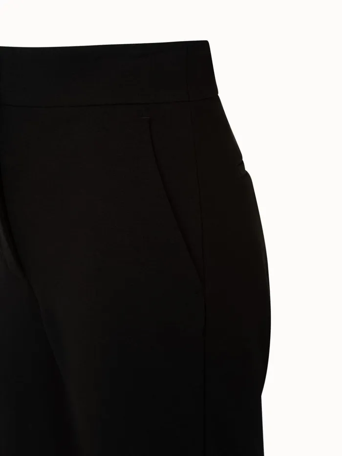 Straight Leg Viscose Stretch Jersey Shorts With Pockets Black Women Akris Shorts