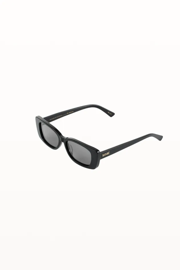 The Hepburn 8211 Black Smoke Black Smoke Women Sunglasses petalandpup