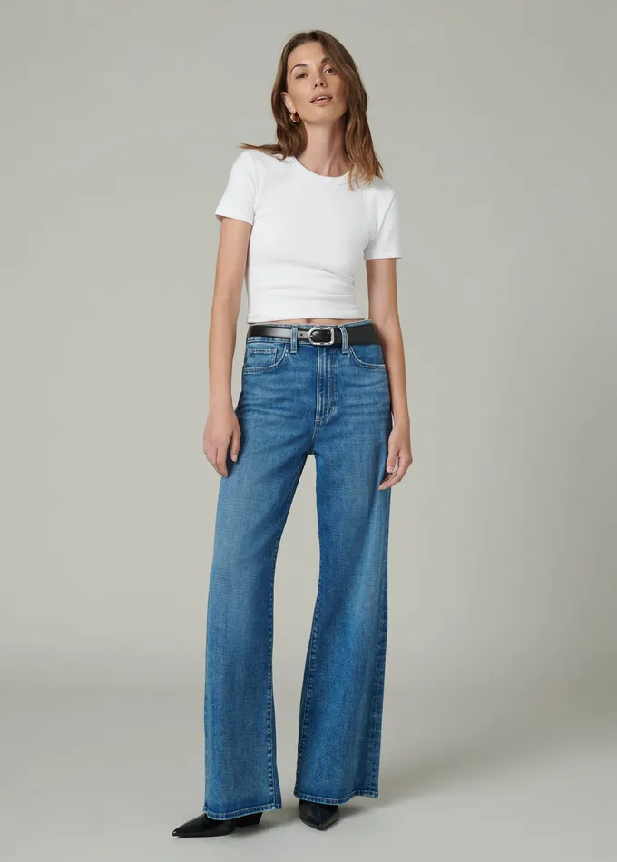 THE MIA PETITE The Moment Wide Leg Joe8217s Jeans Women