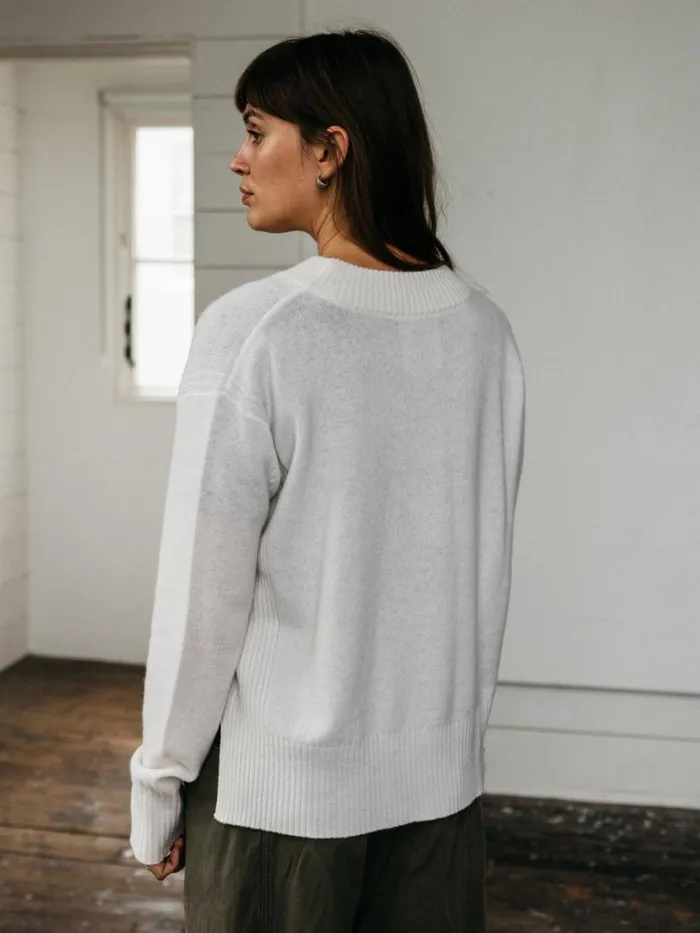Women Cavan Ribbed Knit Jumper Ecru Finisterre Knitwear