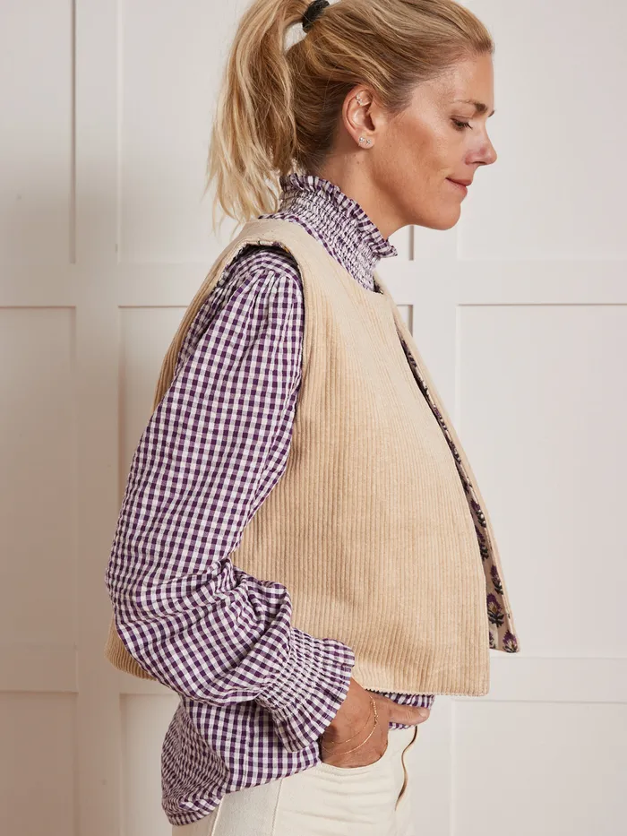 Women Cyrillus Clothing Reversible Sakari Sleeveless Jacket 8211 Apaches Collection Imp Woodblock