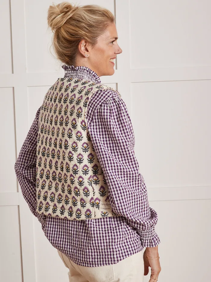 Women Cyrillus Clothing Reversible Sakari Sleeveless Jacket 8211 Apaches Collection Imp Woodblock