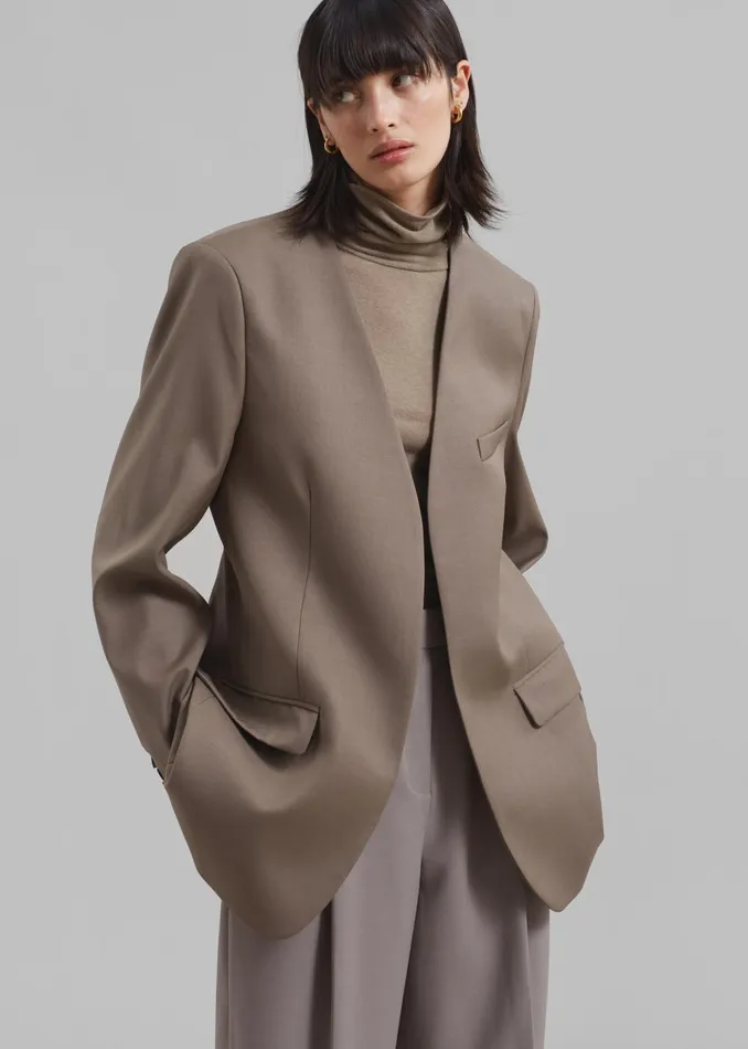 Women Gillian Collarless Blazer 8211 Taupe The Frankie Shop Outerwear