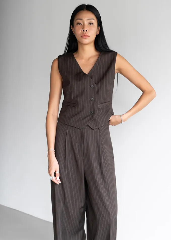 Women Ivey Vest 8211 BrownWhite Pinstripe The Frankie Shop Outerwear
