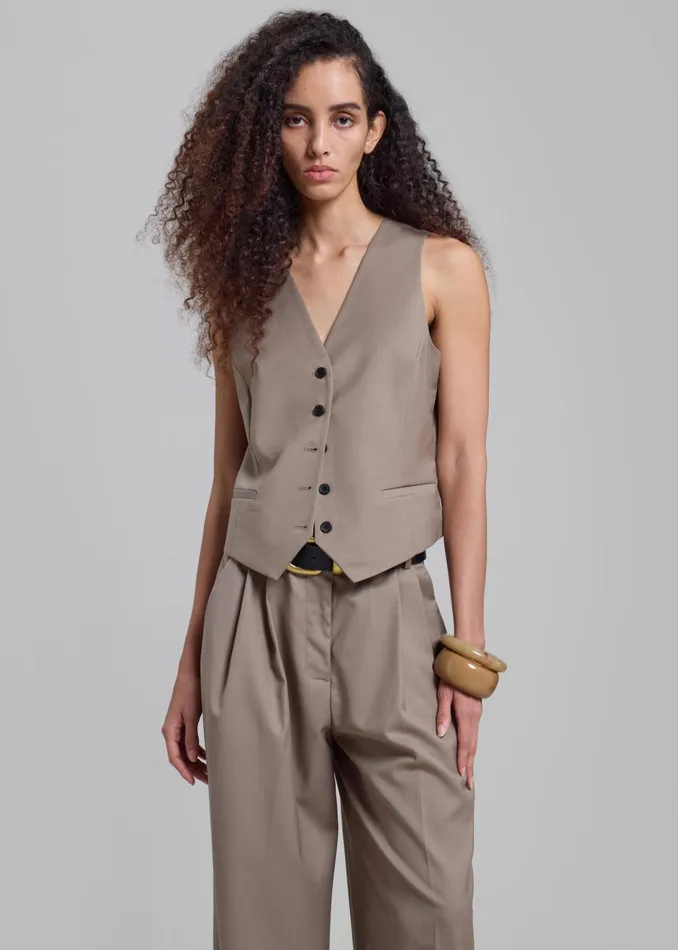 Women Jorae Vest 8211 Taupe The Frankie Shop Outerwear