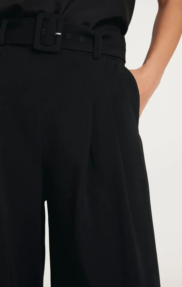 Women Pants Cinq Sept Cropped Shauna Pant Black