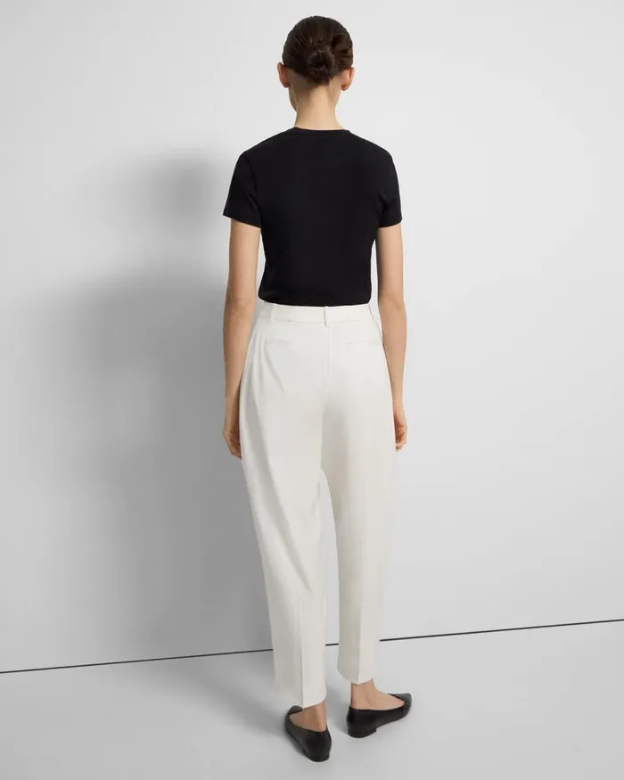 Women Pants Theory Pleated Carrot Pant In Good Wool Ivory